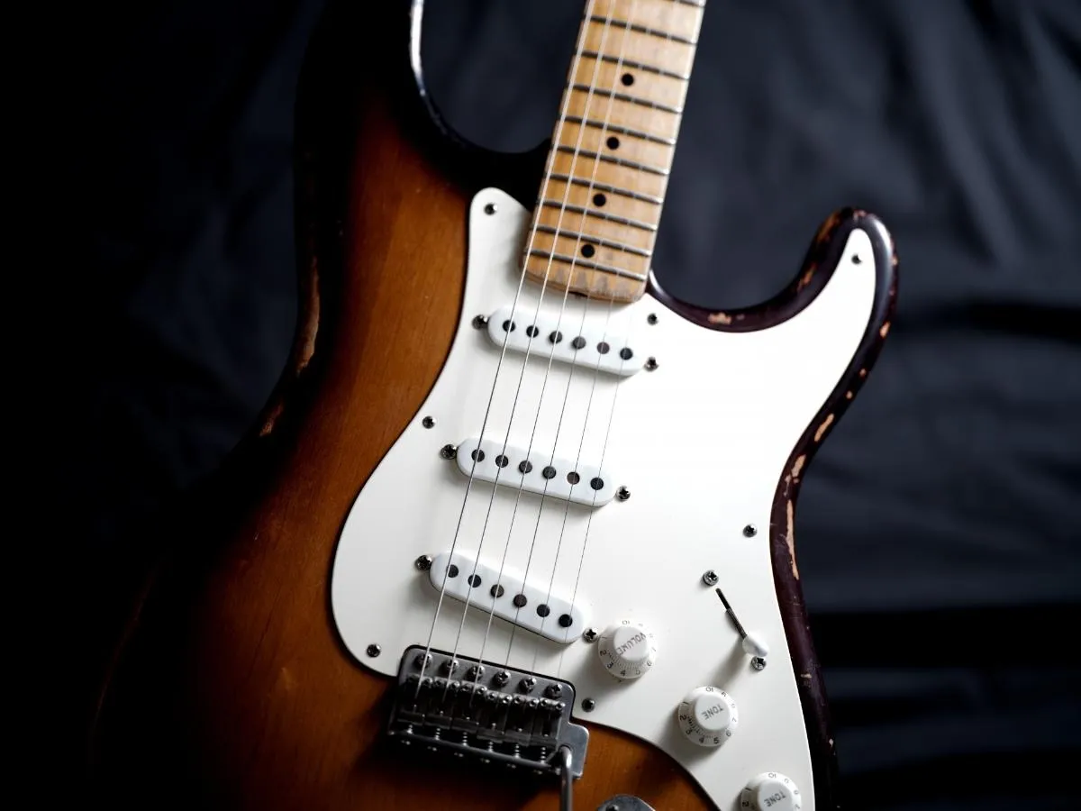 エレキギターの音楽教室！初心者必見の無料体験ありの人気教室